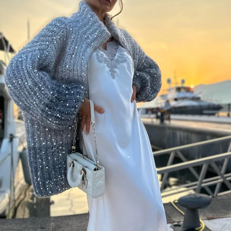 סוודר סרוג עם פייטים אחידים