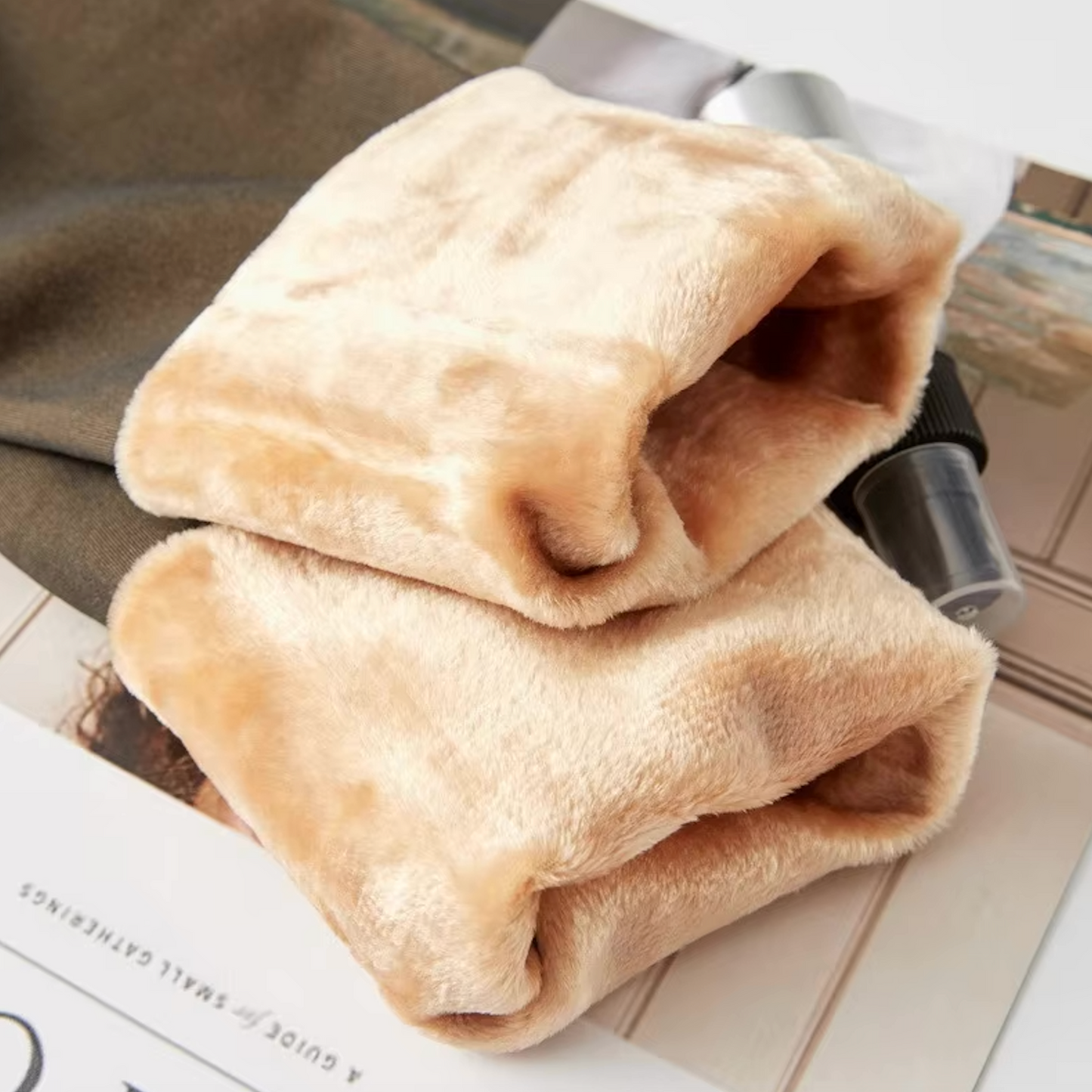 透明なフリースタイツ